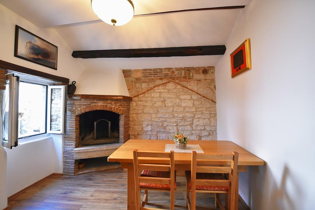 Antique Apartment Arsenale Rovinj Zewnętrze zdjęcie